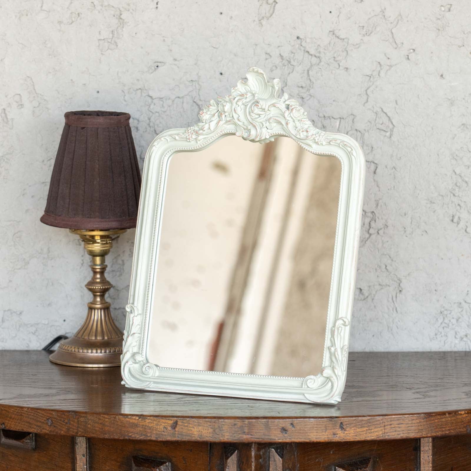 華やかなロカイユ装飾をモチーフにした アンティーク調ミラー GC