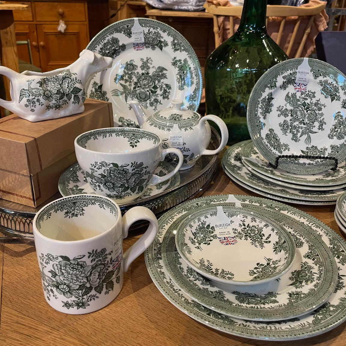 【英国食器展】を開催中！バーレイウェアのご紹介