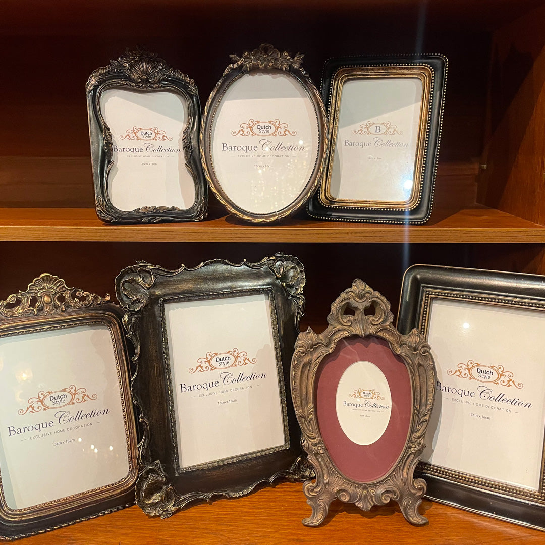 フォトフレームやデコラティブなオーナメントなど わくわくする雑貨が入荷しました！