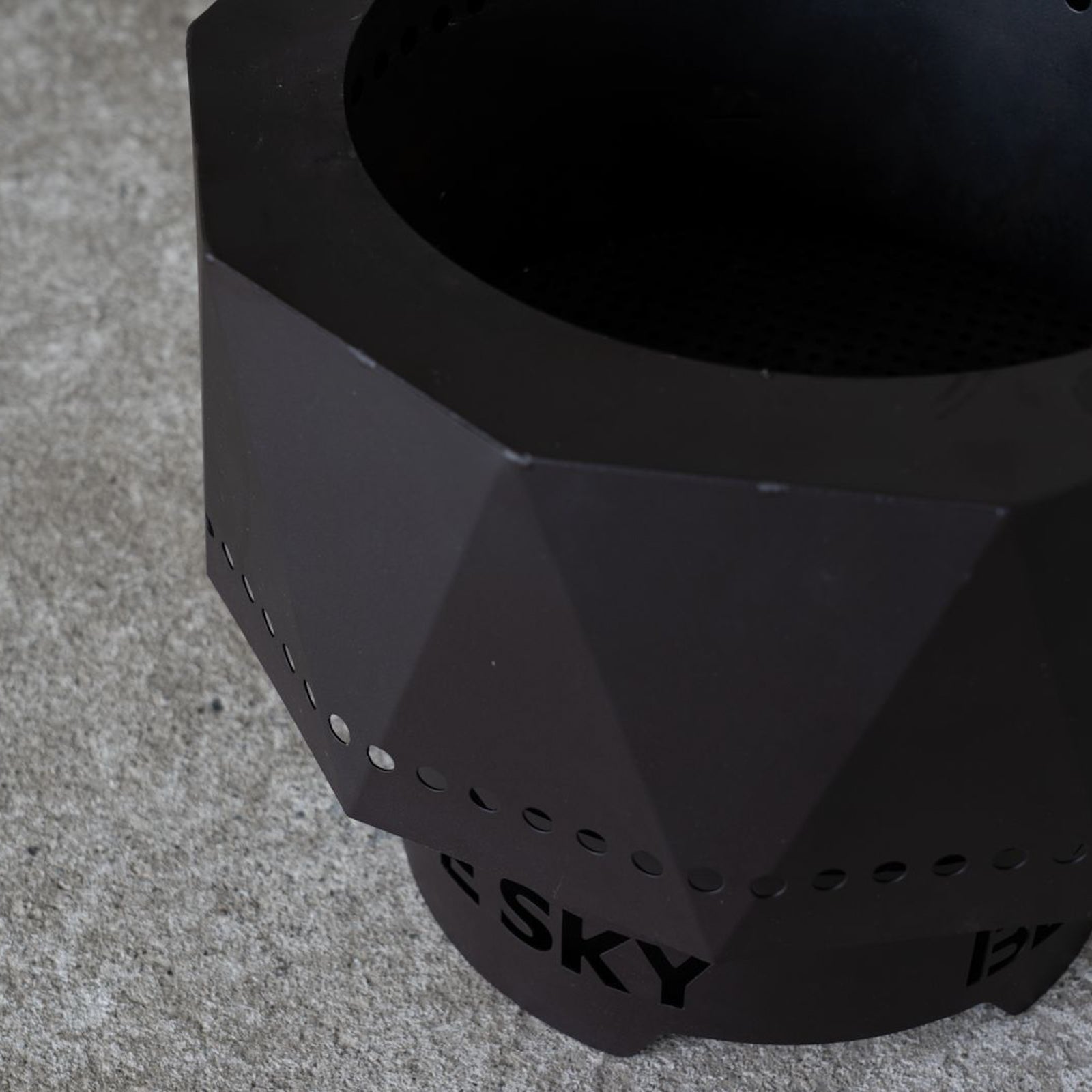 ◇二次燃焼！焚き火台 BLUE SKY OUTDOOR LIVING ポータブル