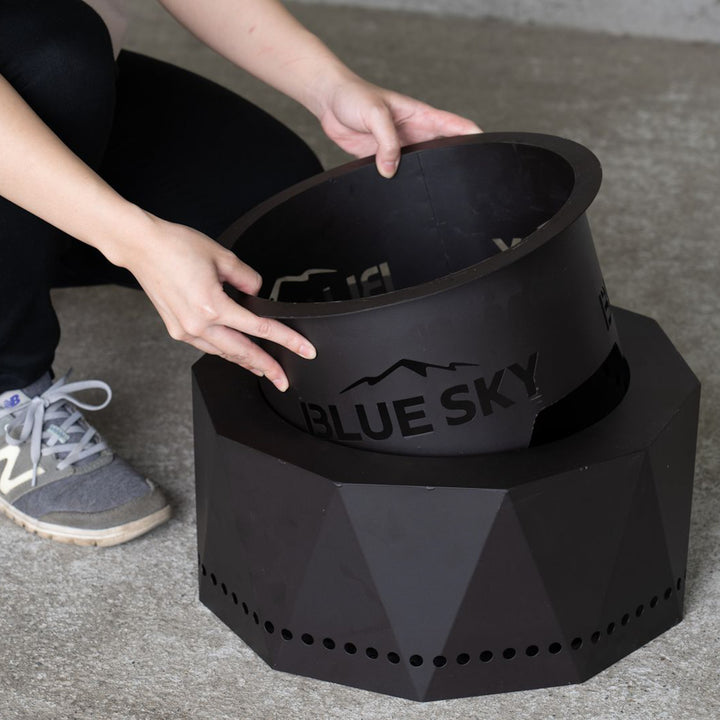 ◇二次燃焼！焚き火台 BLUE SKY OUTDOOR LIVING ポータブルファイヤーピット[m]