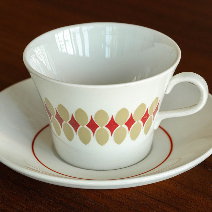 【ARABIA アラビア】赤とベージュの図柄が優しい コーヒーカップ＆ソーサー /21G-4 [m]