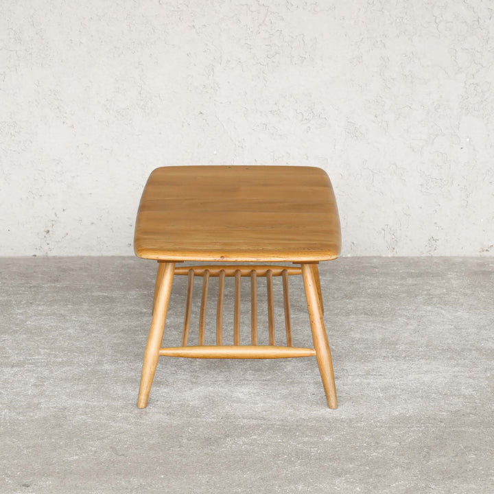 英国【ERCOL アーコール】マガジンラック付きで使いやすい エルム コーヒーテーブル No.398 /21H[m]