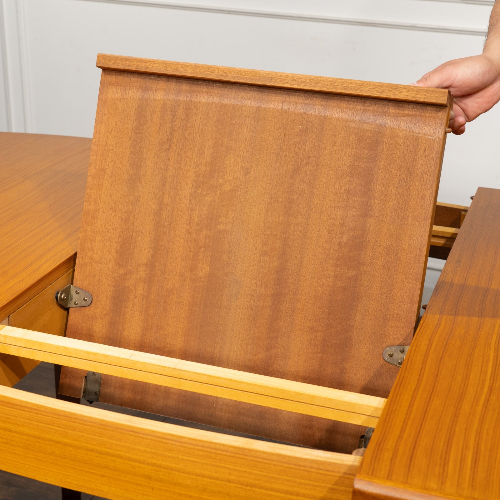 木製オーバルダイニングテーブル CORNICE オーバルダイニングテーブル - 広松木工