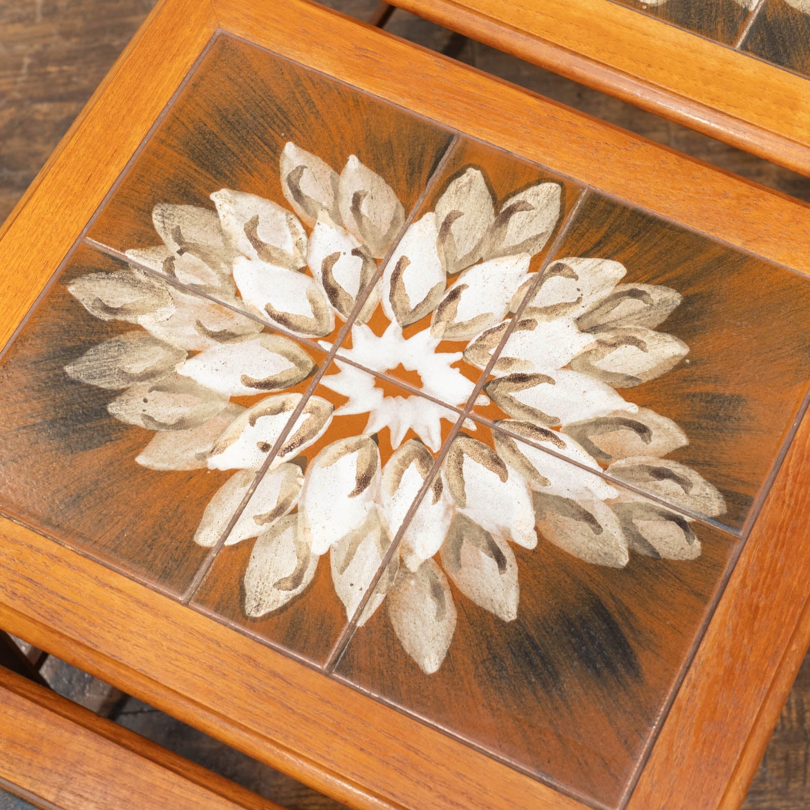 91298★TOFTEN mobelfabrikken センターテーブル Mobelfabrikken Toften】タイルトップ サイドテーブル – TIME HYPE