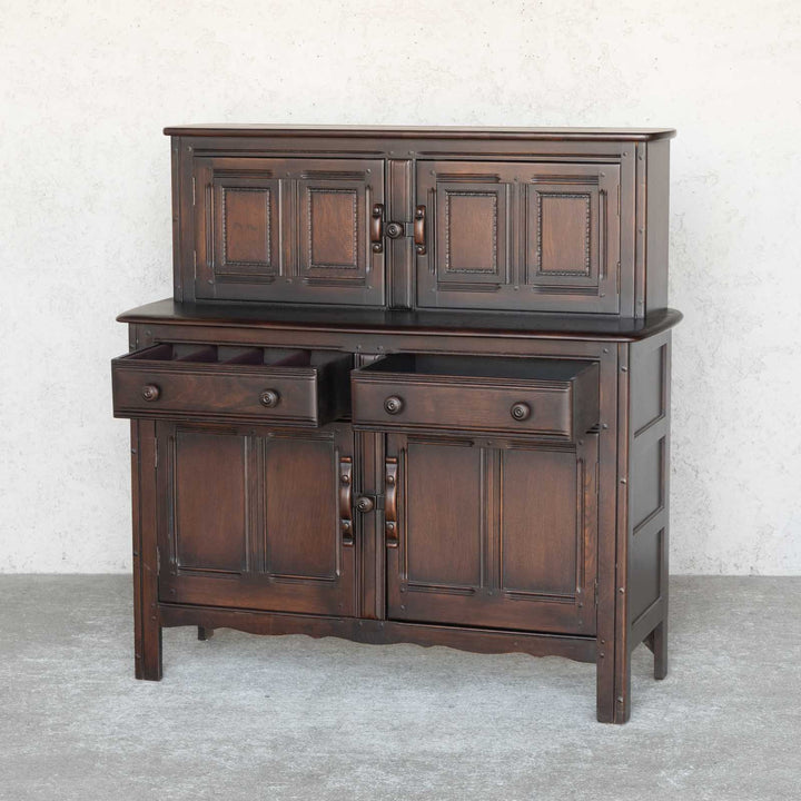英国【ERCOL アーコール】クラシカルで気品ある佇まい コートカップボード Old Colonial オールドコロニアル[m]