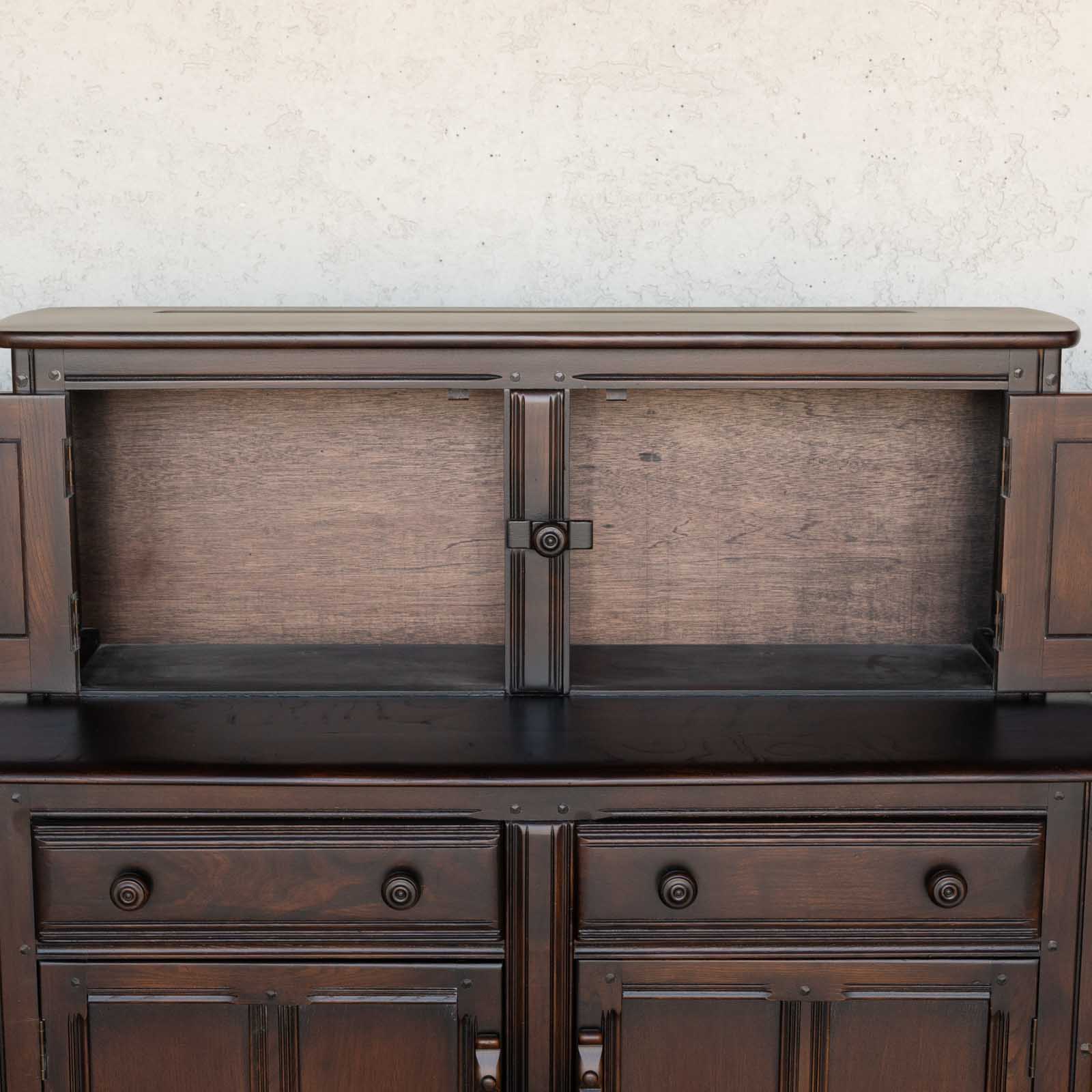 英国【ERCOL アーコール】クラシカルで気品ある佇まい コートカップ