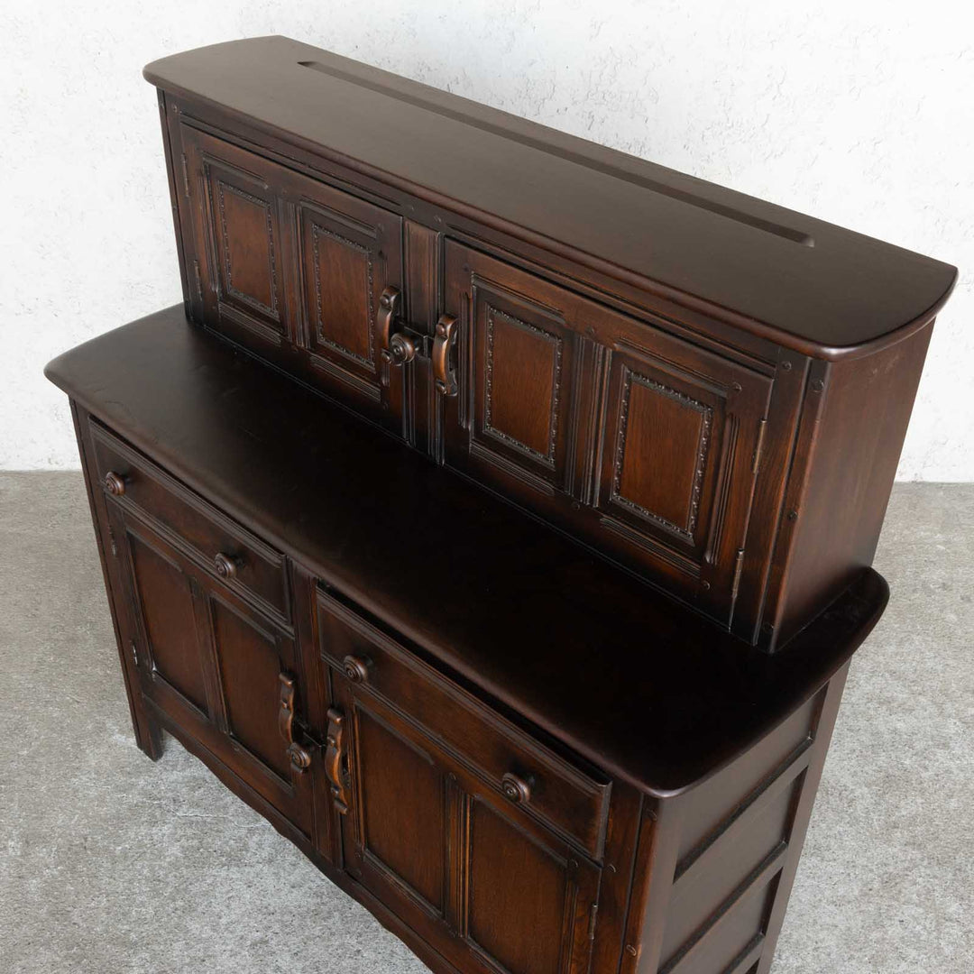 英国【ERCOL アーコール】クラシカルで気品ある佇まい コートカップボード Old Colonial オールドコロニアル[m]