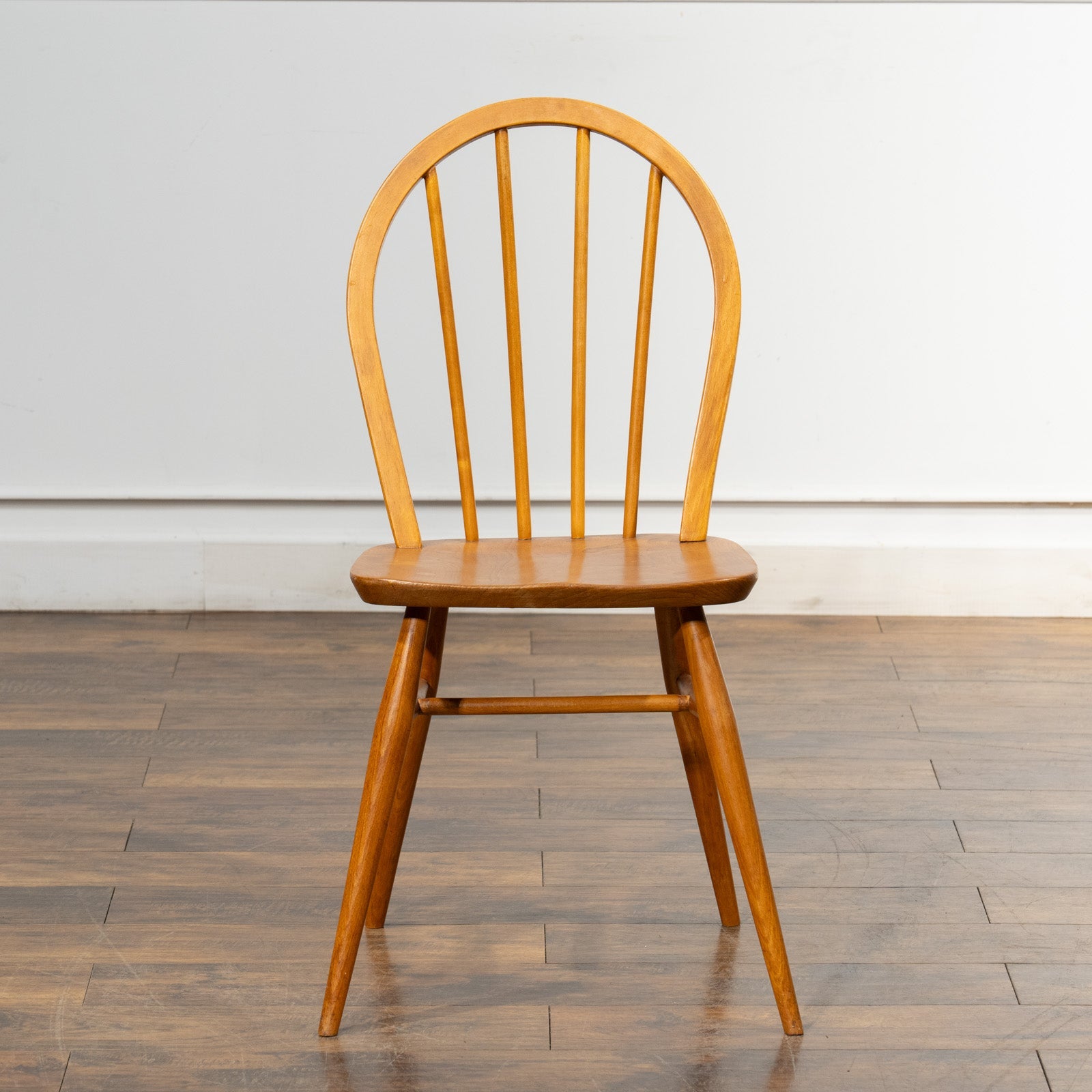 英国【ERCOL アーコール】エルム 4本スポーク フープバックチェア No