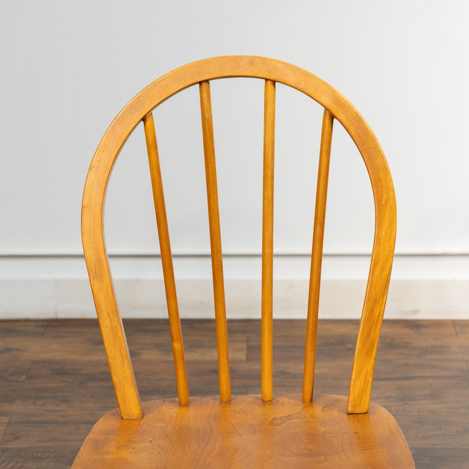 英国【ERCOL アーコール】エルム 4本スポーク フープバックチェア No