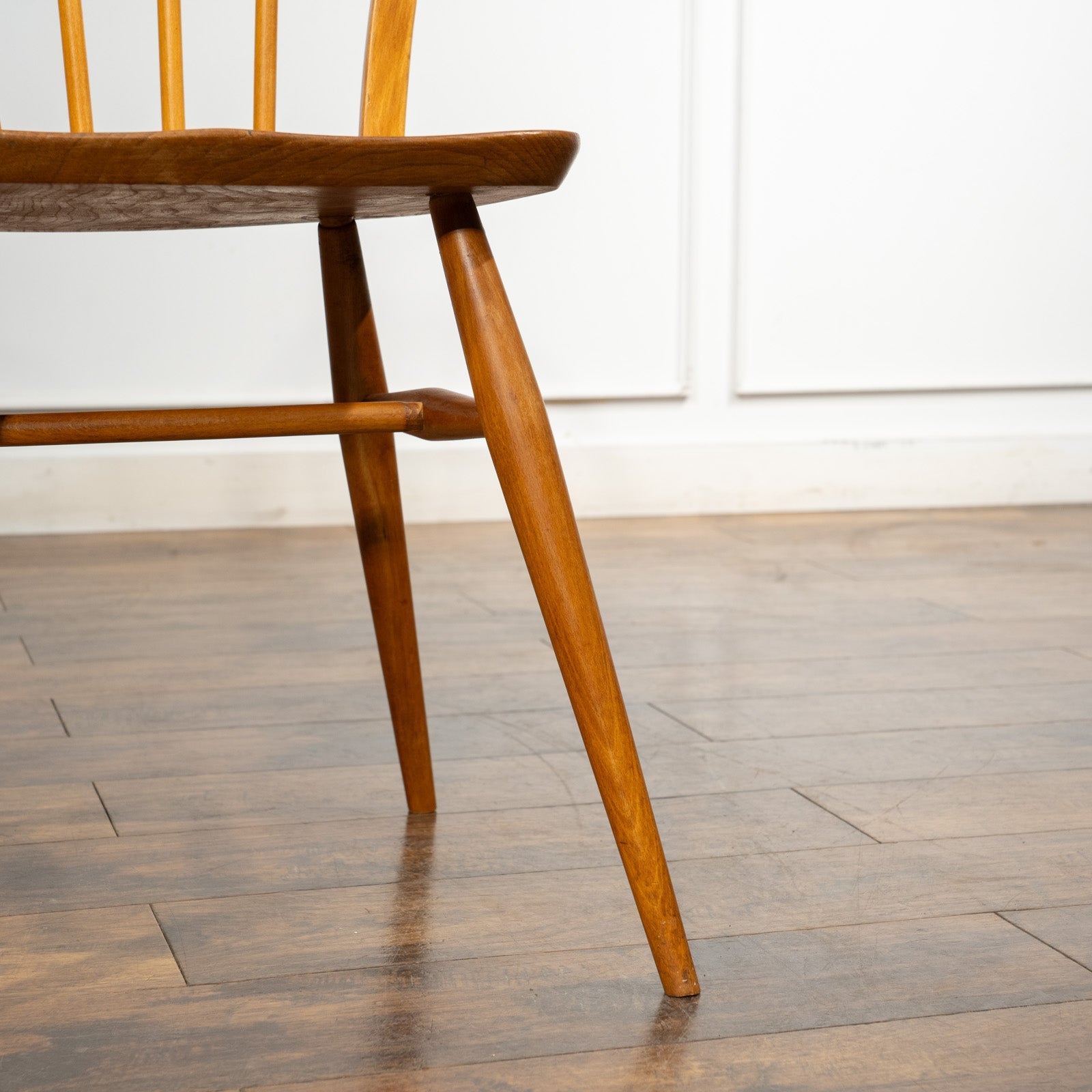 英国【ERCOL アーコール】エルム 4本スポーク フープバックチェア No
