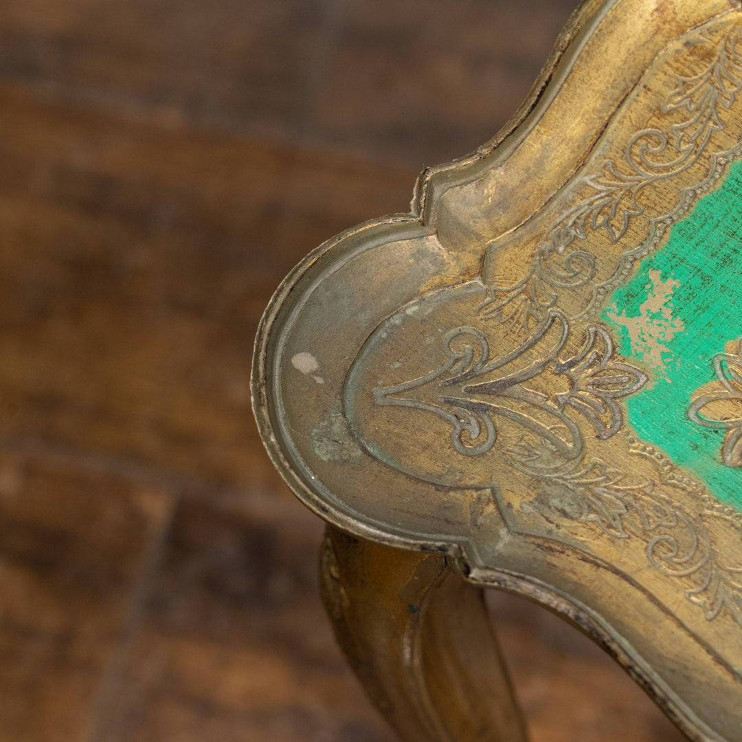 優雅なカブリオールレッグにゴールドペイントが華やか 3段 ネストテーブル /22D-1