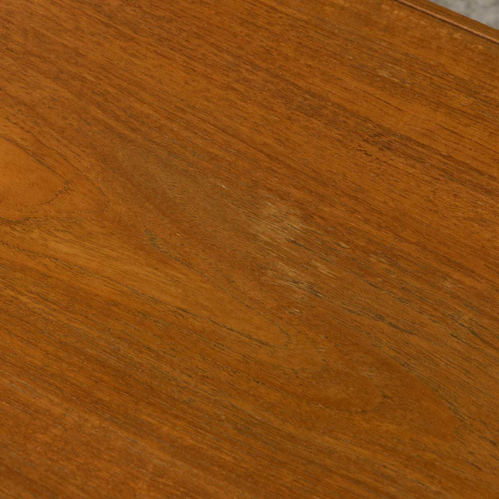 四角いフォルムですっきりした印象 壁付けでデスクとしても使える チーク コーヒーテーブル[m]