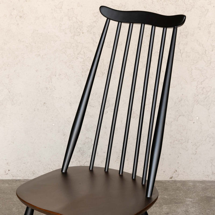 英国【ERCOL アーコール】ブラックペイントが格好いい ゴールドスミスチェア No.369 Windsor ウインザー /22D-5[m]