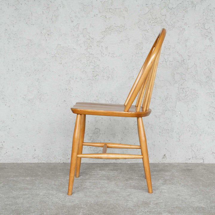 英国【ERCOL アーコール】エルム 6本スポーク フープバックチェア No.139 Windsor ウインザー /22E-9[m]