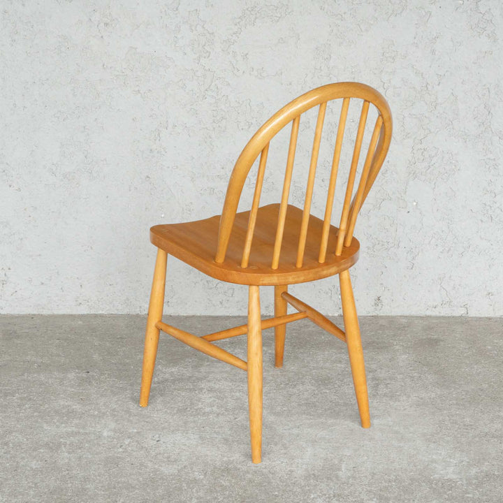 英国【ERCOL アーコール】エルム 6本スポーク フープバックチェア No.139 Windsor ウインザー /22E-14 [m]