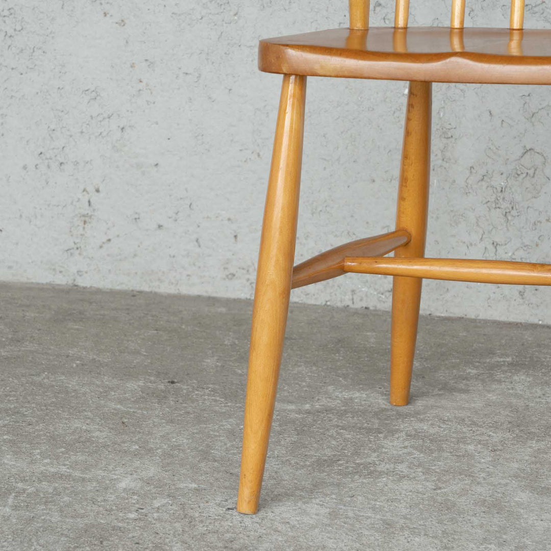 英国【ERCOL アーコール】エルム 6本スポーク フープバックチェア No.139 Windsor ウインザー /22E-14 [m]