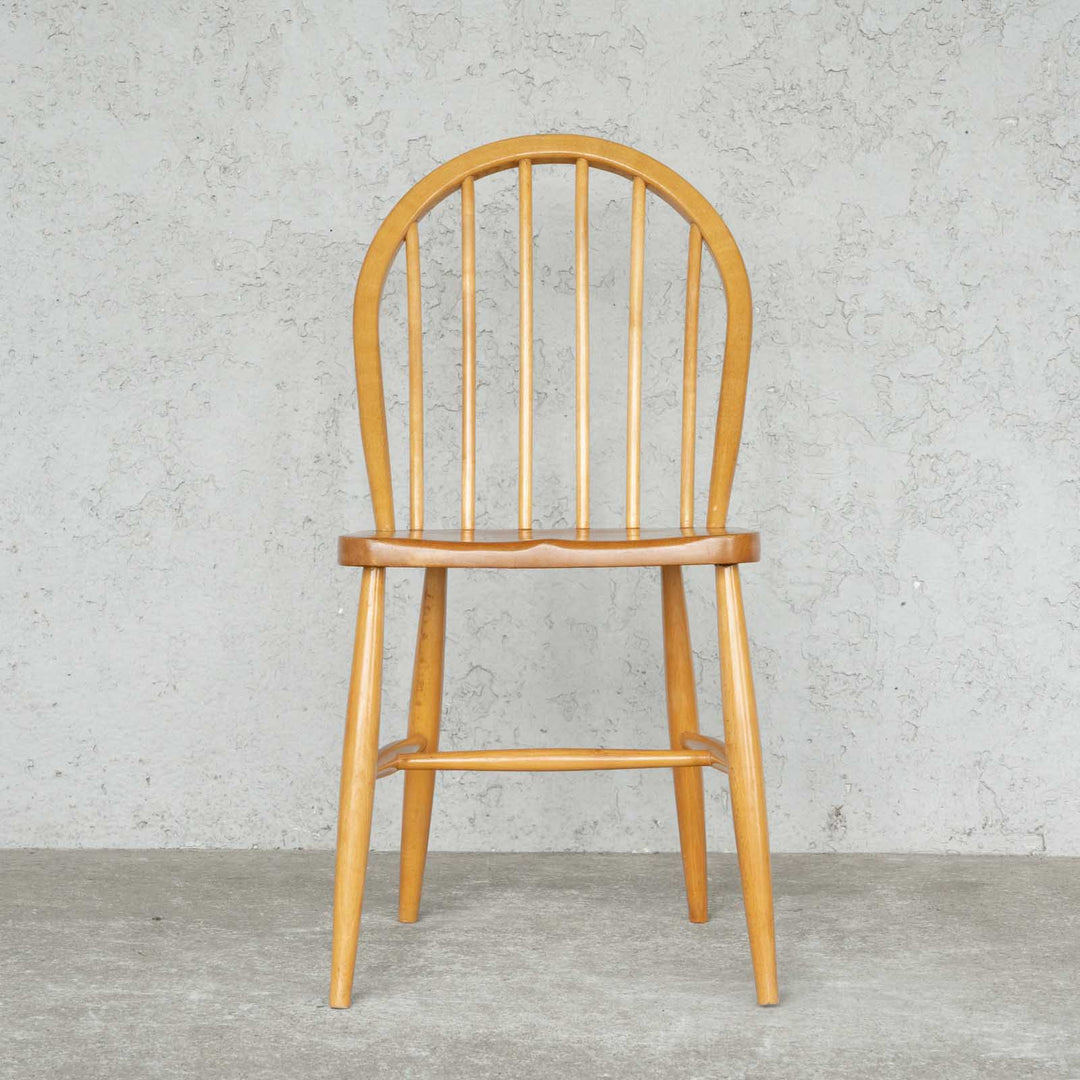 英国【ERCOL アーコール】エルム 6本スポーク フープバックチェア No.139 Windsor ウインザー /22E-14 [m]