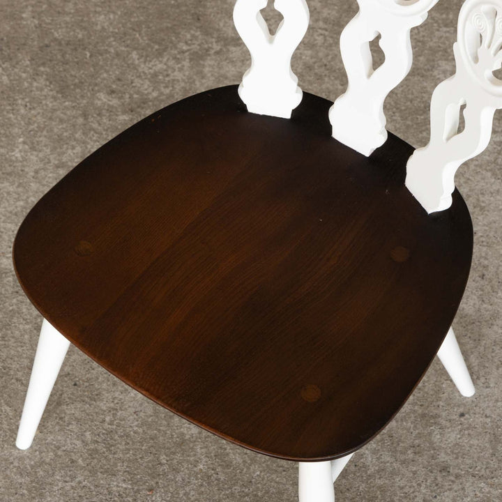 英国【ERCOL アーコール】ホワイトペイントがエレガントさを醸し出す シスルバックチェア No.375 /22E-5 [m]