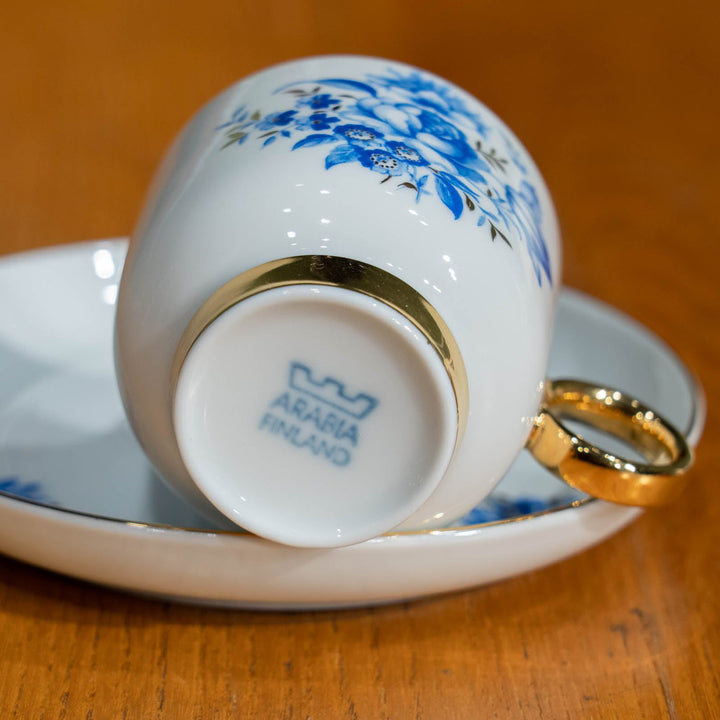 【ARABIA アラビア】金彩とブルーローズのデザインが上品 モカカップ&ソーサー [m]