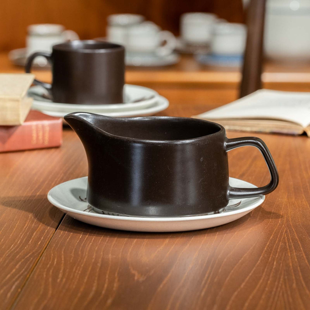 【J&G MEAKIN ミーキン MAIDSTONE メイドストーン Whispering ウィスパリング】ソースボート&スタンド[m]