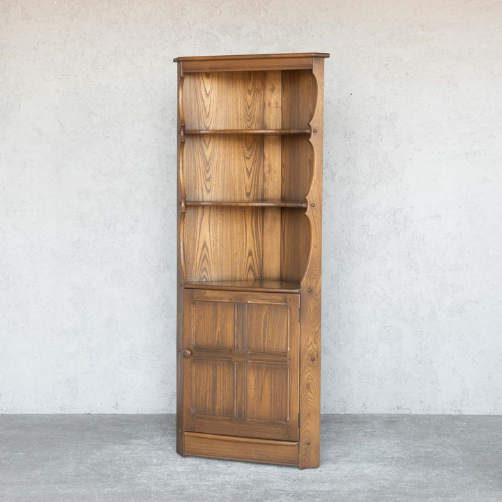 英国【ERCOL アーコール】エルム コーナーキャビネット No.474 Old Colonial オールドコロニアル /22I[m]