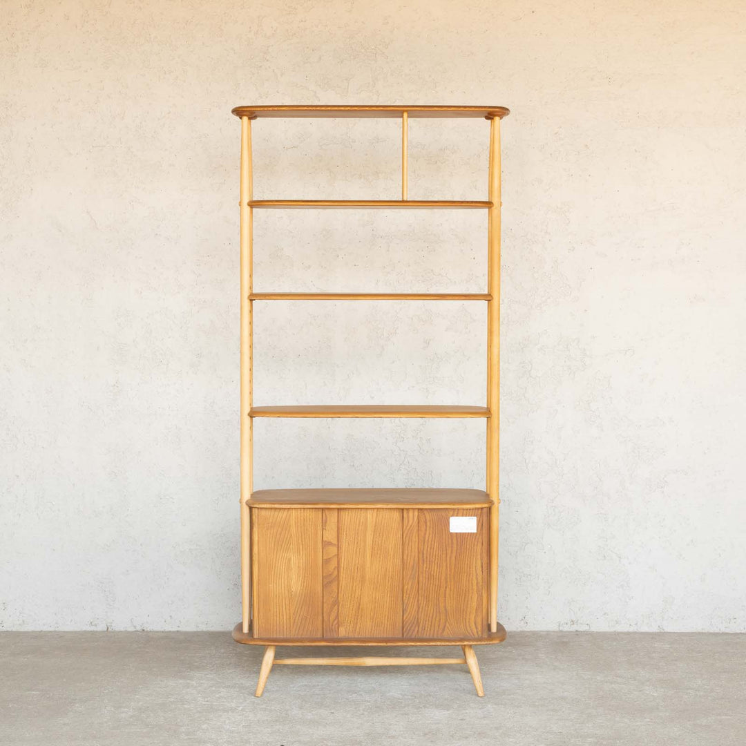 英国【ERCOL アーコール】どちら側から見ても美しい仕上がり 部屋を間仕切りするための家具 ルームディバイダー[m]