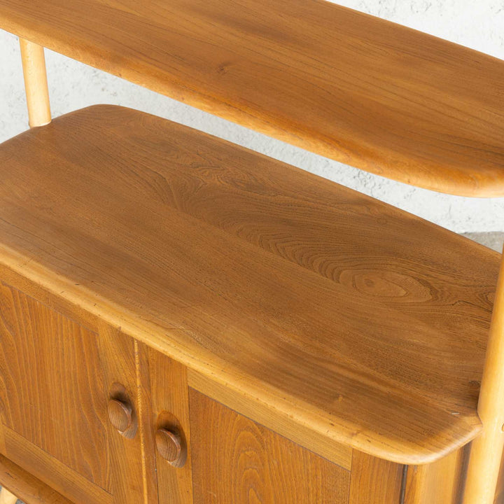英国【ERCOL アーコール】どちら側から見ても美しい仕上がり 部屋を間仕切りするための家具 ルームディバイダー[m]