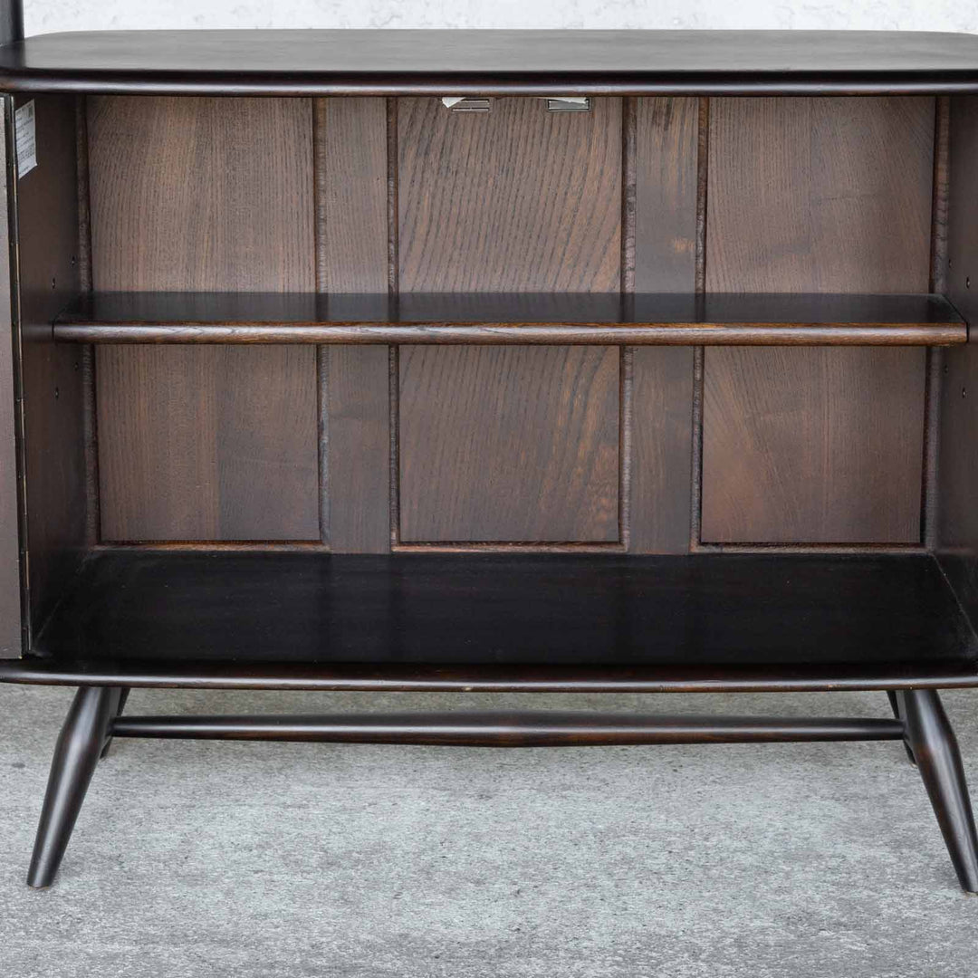 英国【ERCOL アーコール】どちら側から見ても美しい仕上がり 部屋を間仕切りするための家具 ルームディバイダー Old Colonial オールドコロニアル[m]