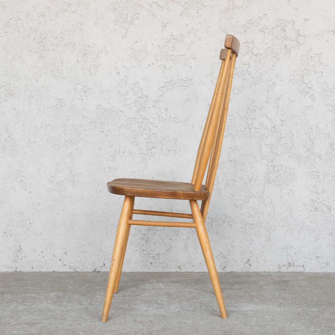 英国【ERCOL アーコール】シンプルで直線的なデザイン ハイバック スティックバックチェア No.608 Windsor ウインザー /22I-9 [m]