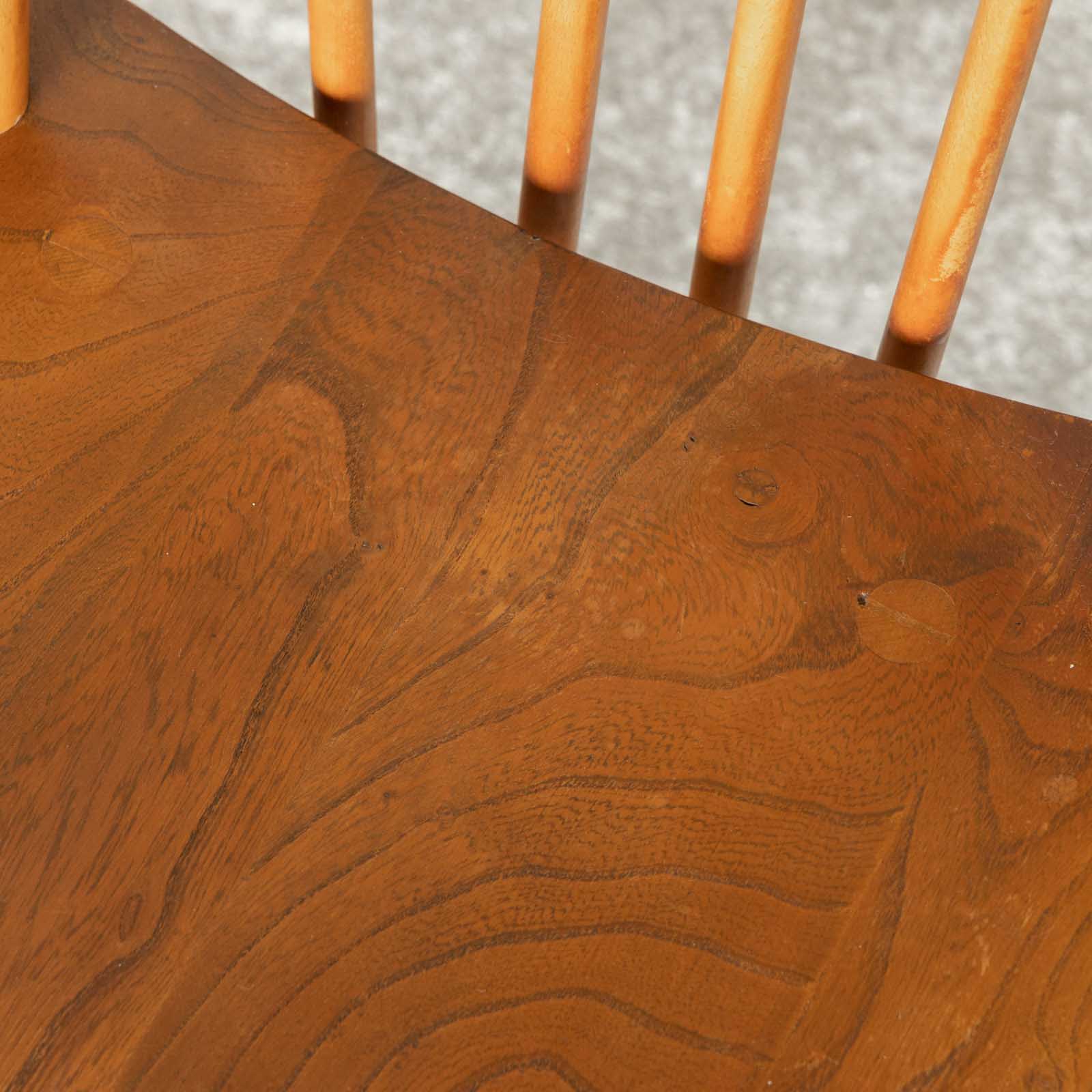 英国【ERCOL アーコール】シンプルで直線的なデザイン ハイバック