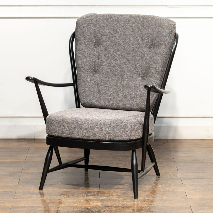 英国【ERCOL アーコール】ブラックフレームにリメイク イージーチェア /22I-1