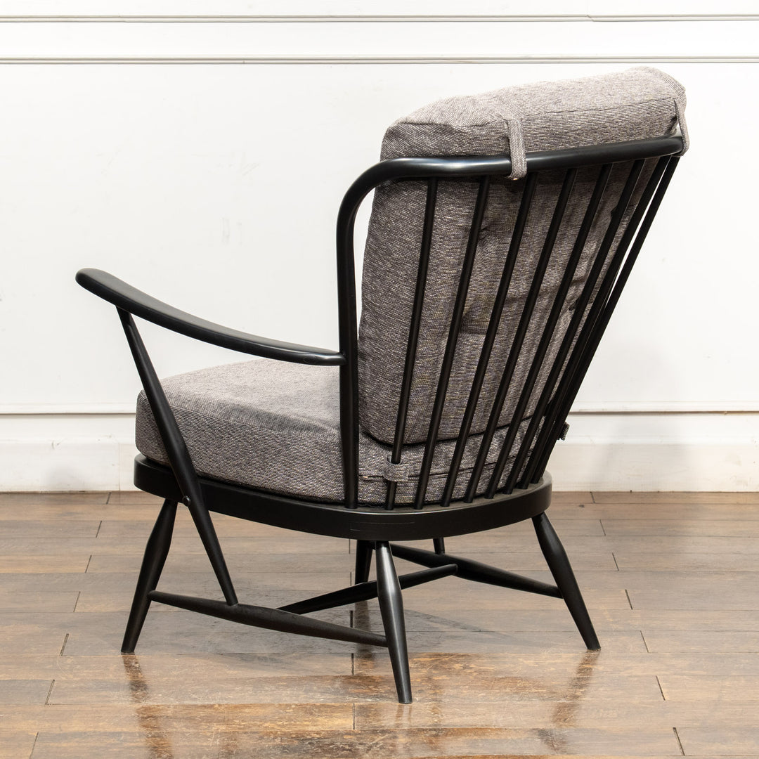 英国【ERCOL アーコール】ブラックフレームにリメイク イージーチェア /22I-1