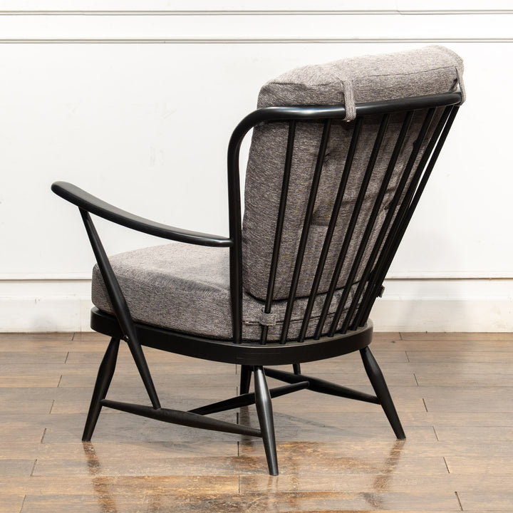 英国【ERCOL アーコール】ブラックフレームにリメイク イージーチェア /22I-1