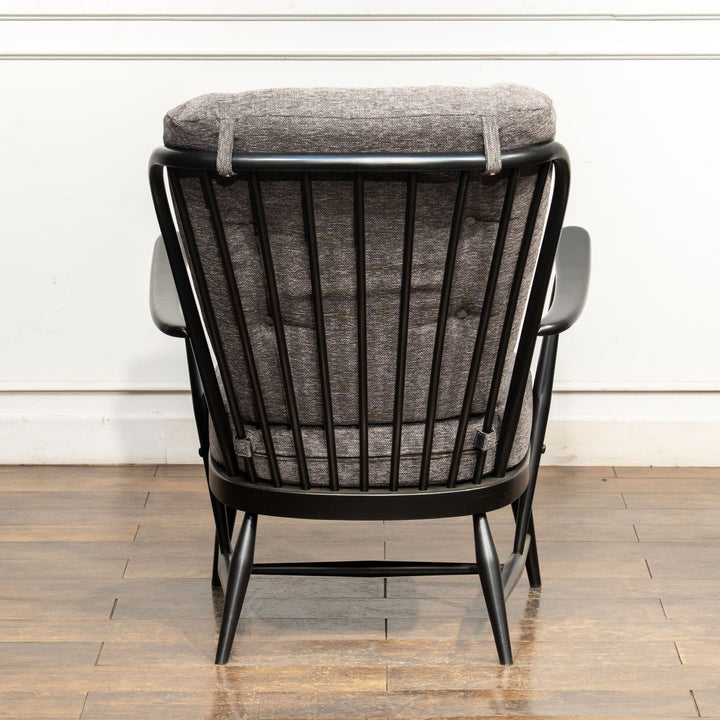 英国【ERCOL アーコール】ブラックフレームにリメイク イージーチェア /22I-1