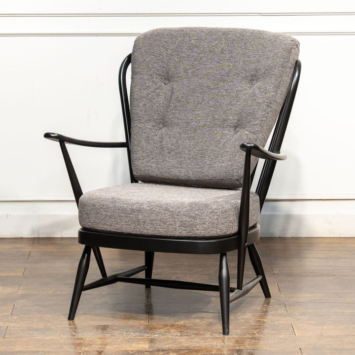 英国【ERCOL アーコール】ブラックフレームにリメイク イージーチェア /22I-2