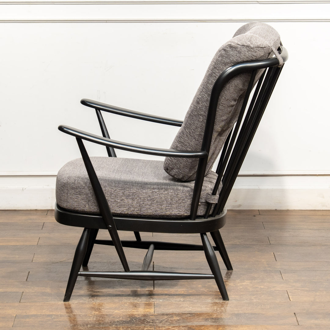 英国【ERCOL アーコール】ブラックフレームにリメイク イージーチェア /22I-2