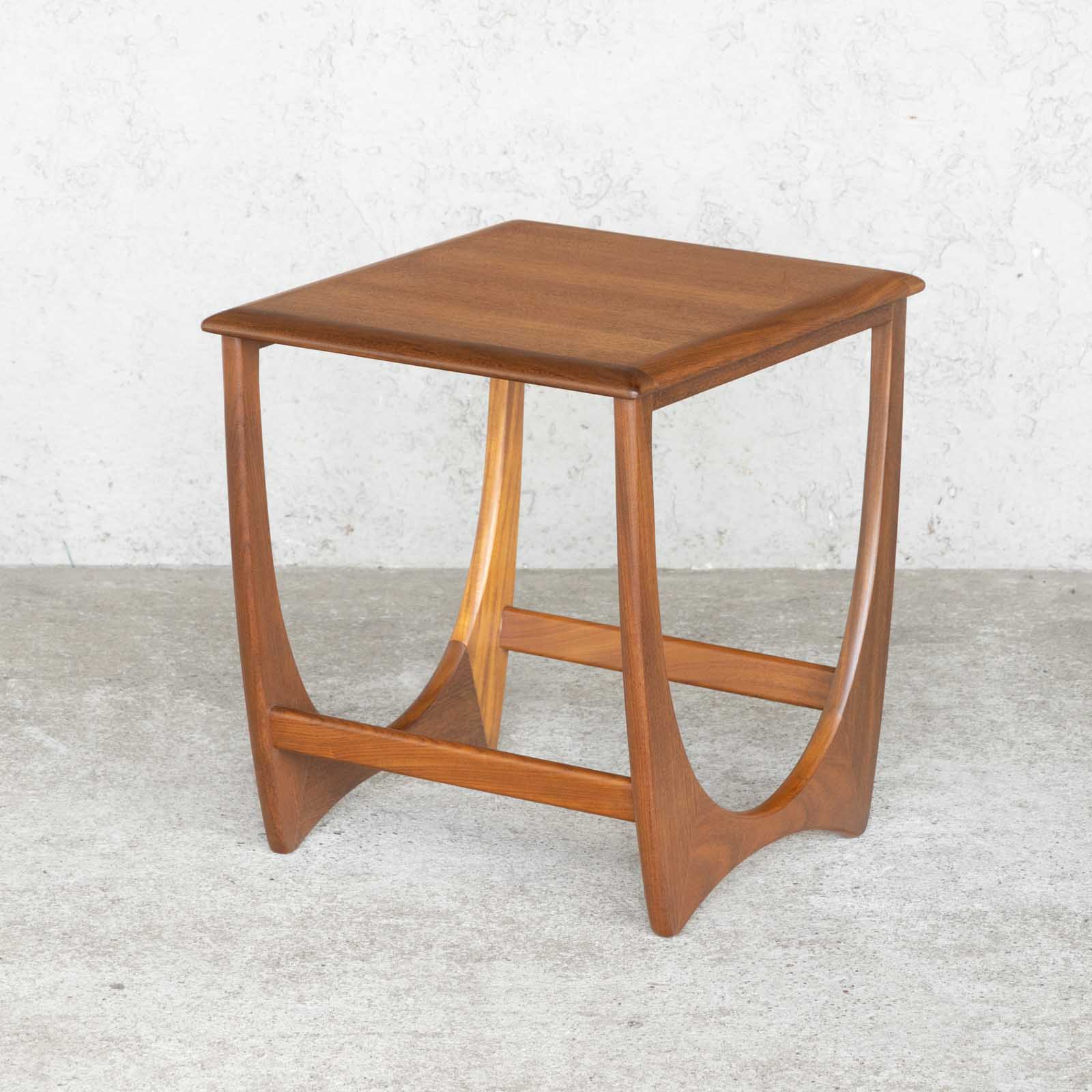 英国【G-PLAN ジープラン Fresco フレスコ】曲線を取り入れた北欧