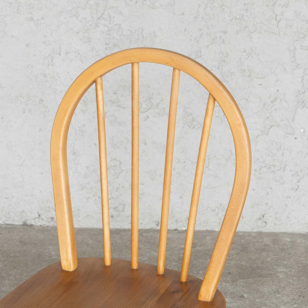 英国【ERCOL アーコール】エルム 4本スポーク フープバックチェア No.400 Windsor ウインザー /22K-A1[m]