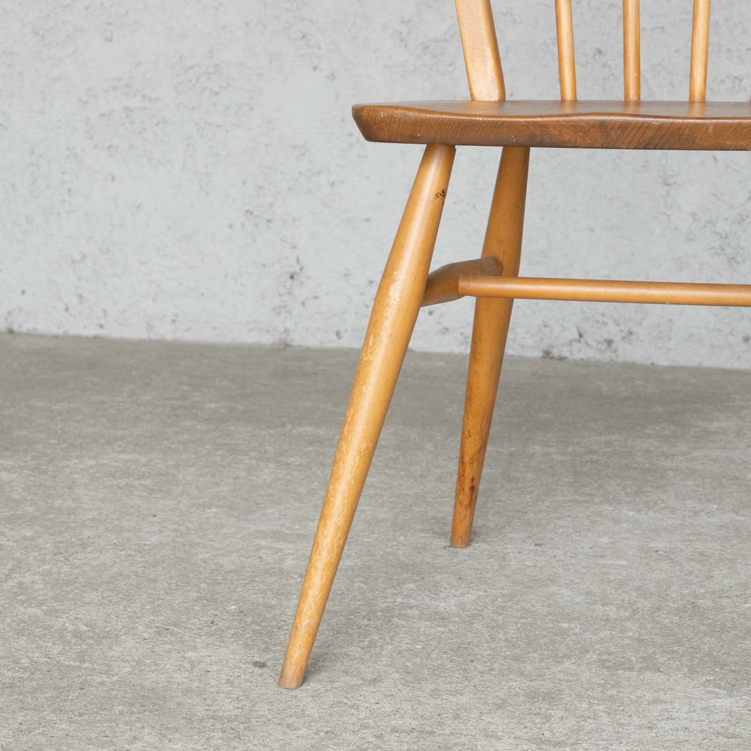 英国【ERCOL アーコール】エルム 4本スポーク フープバックチェア No.400 Windsor ウインザー /22K-A1[m]