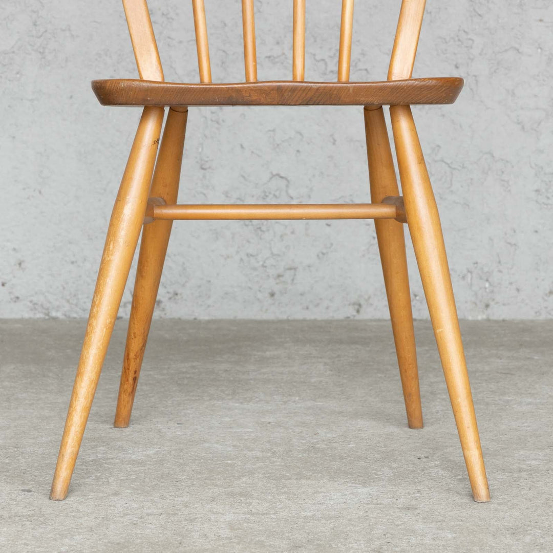 英国【ERCOL アーコール】エルム 4本スポーク フープバックチェア No.400 Windsor ウインザー /22K-A1[m]