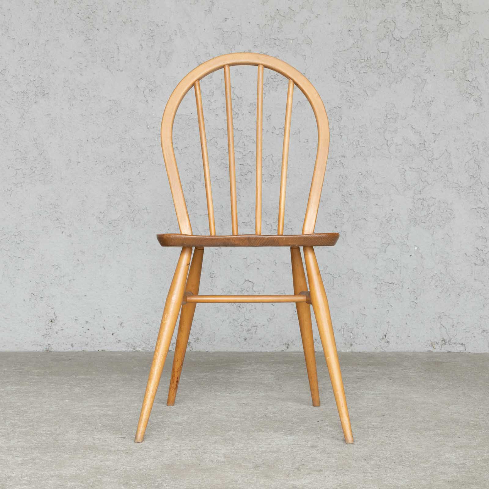 英国【ERCOL アーコール】エルム 4本スポーク フープバックチェア No