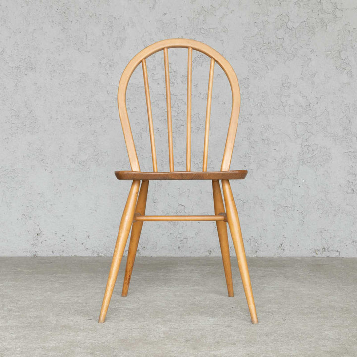英国【ERCOL アーコール】エルム 4本スポーク フープバックチェア No.400 Windsor ウインザー /22K-A1[m]