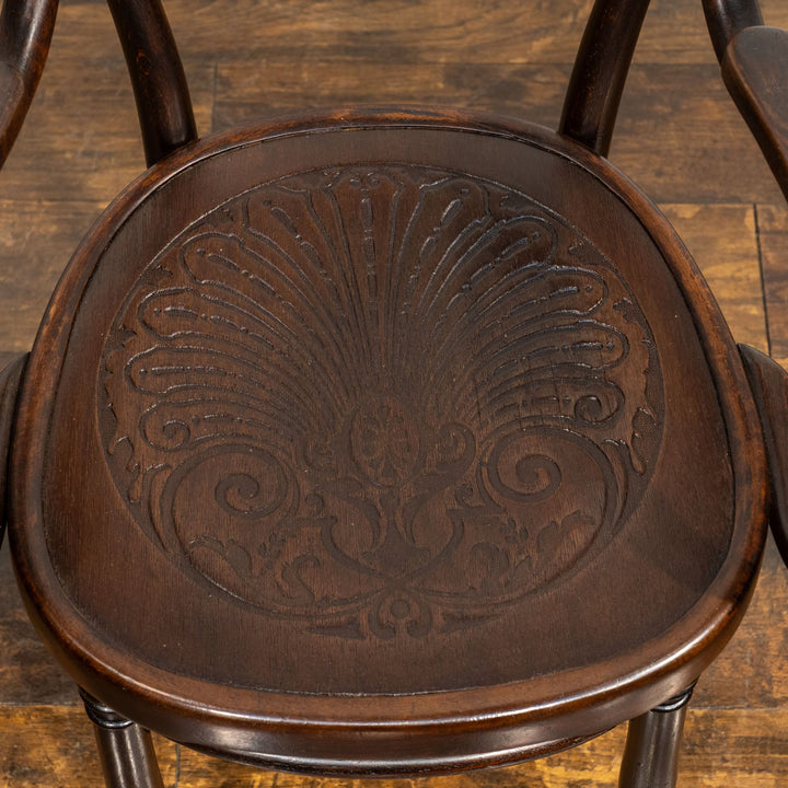 【Mundus ムンダス】背もたれの曲線や座面の彫りも美しい ダブルループバック ベントウッドアームチェア /22K