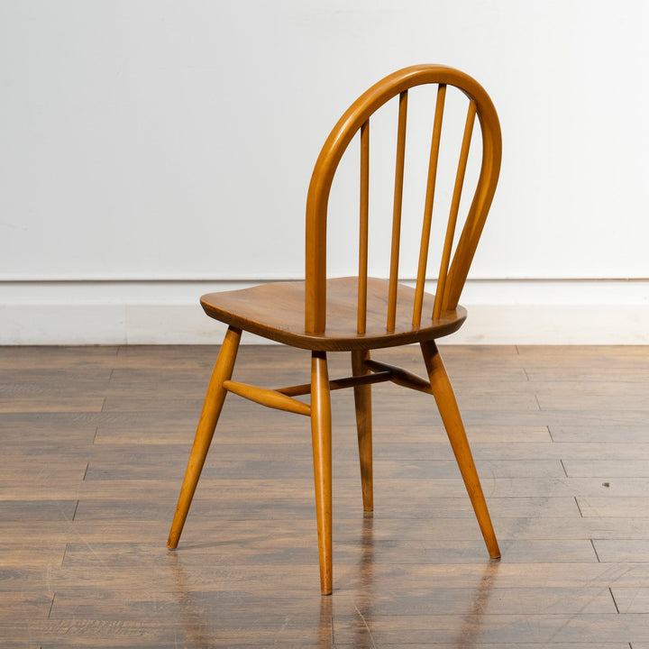 英国【ERCOL アーコール】エルム 4本スポーク フープバックチェア No.400 Windsor ウインザー /22K-B1[m]