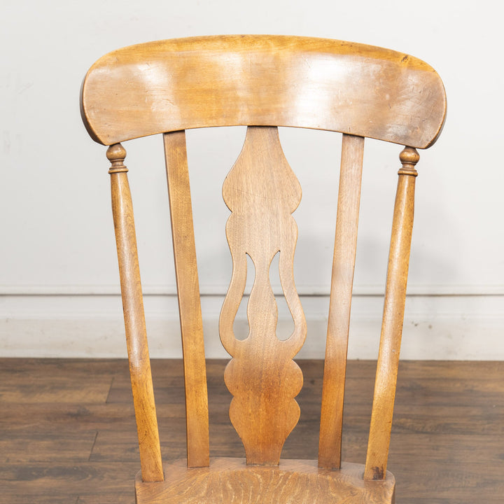 穏やかな時をゆったり過ごせる座り心地 エルム フィドルバック ロッキングチェア /22K