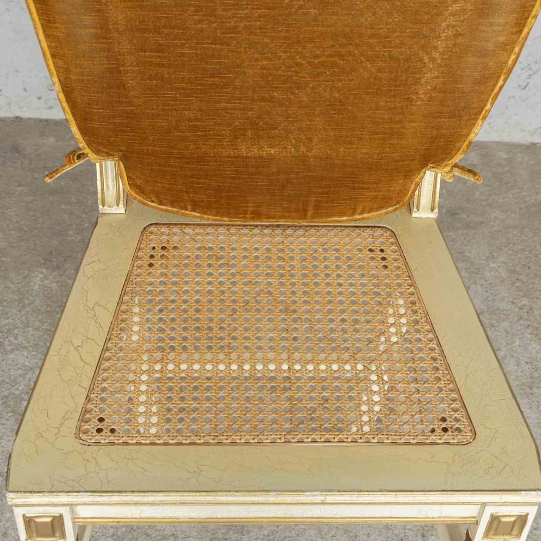 ハーフムーンのラタンの背もたれやブロンズのペイント装飾が煌びやか バースツール /22L-1[m]