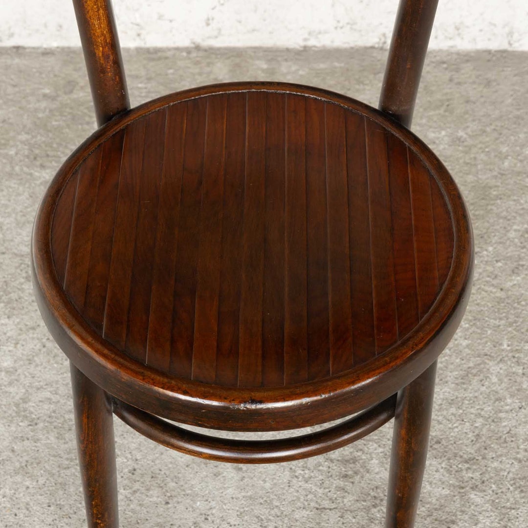 【FISCHEL フィッシェル】ビーチ材の味わい深い質感が素敵 パネルバック ベントウッドチェア /22L-1[m]