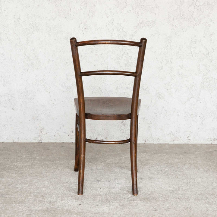 シンプルな背もたれとアールヌーボーデザインの座面が美しい ビーチ ベントウッドチェア /22L-A4[m]