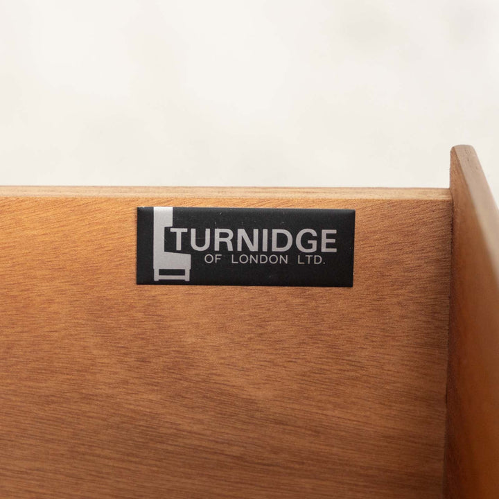 英国【TURNIDGE ターニッジ】洗練されたすっきりとしたフォルム ウォールユニット ブックケース[m]